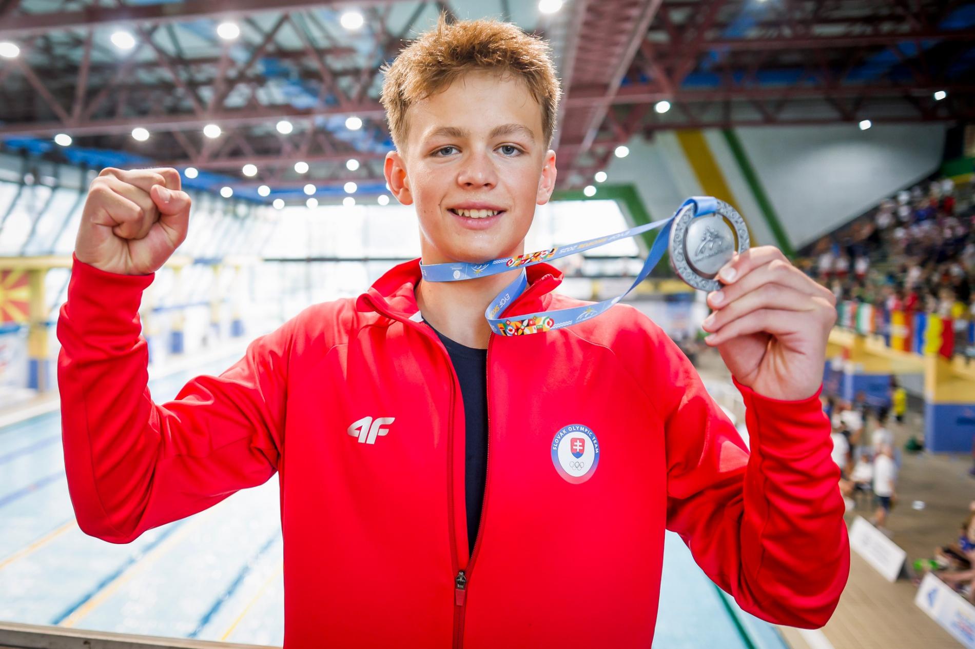 Mladý plavec z Vajnor Filip Gero získal striebro na Európskom olympijskom festivale mládeže
