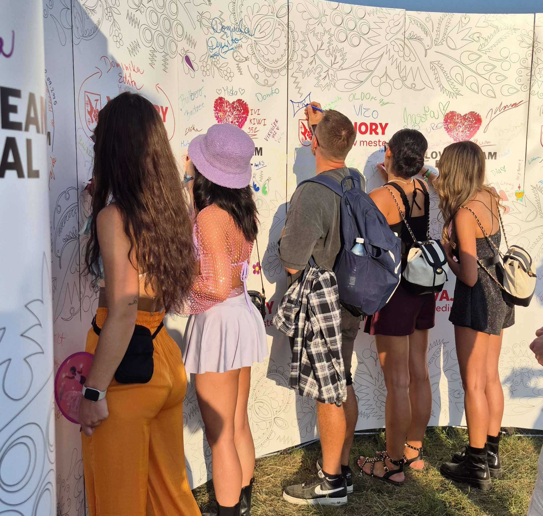 Vajnory sa predstavili účastníkom Lovestream festivalu s úsmevom